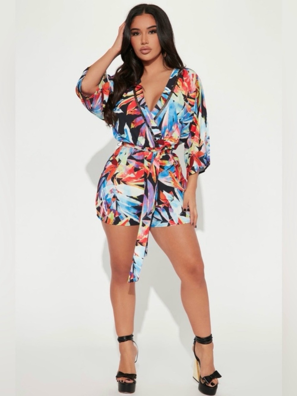 🖤 Fashion Nova Summer Colored Romper Size Small 🖤
